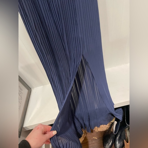 BCBG maxi dress worn once size 2 - Picture 3 of 4